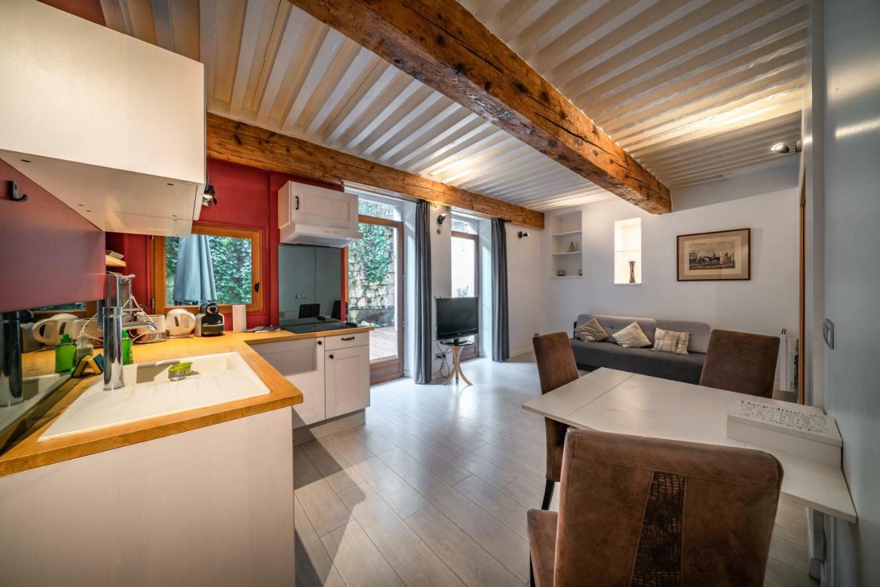 Secret Courtyard Of Annecy Apartment Luaran gambar